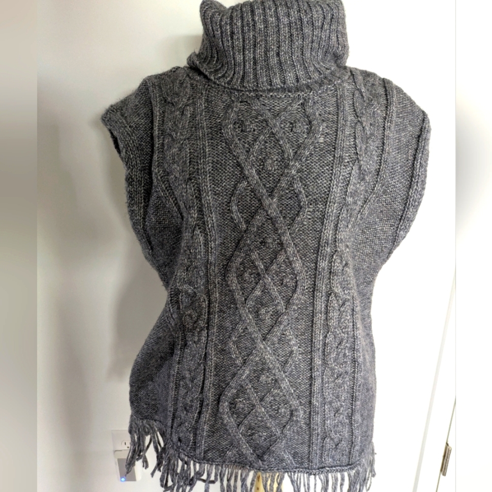 Gray Cable Knit Turtleneck Sweater Vest Pullover